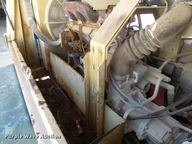 image for item K7649 1997 Ingersoll Rand P100WJD air compressor