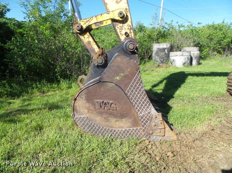 image for item K7653 2000 Kobelco SK330LC excavator