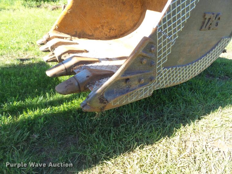 image for item K7653 2000 Kobelco SK330LC excavator