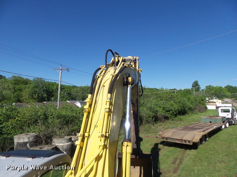 image for item K7653 2000 Kobelco SK330LC excavator