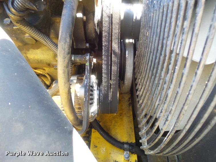 image for item K7653 2000 Kobelco SK330LC excavator