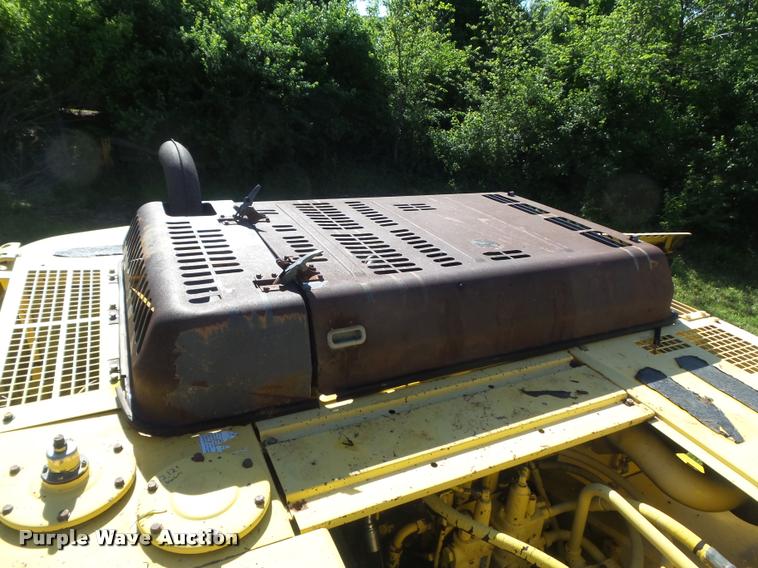 image for item K7653 2000 Kobelco SK330LC excavator