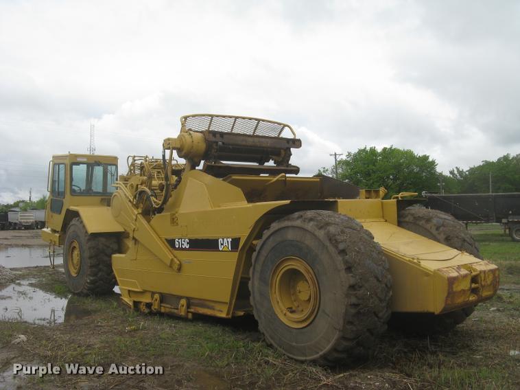 image for item L2358 2000 Caterpillar 615C Series II elevating scaper