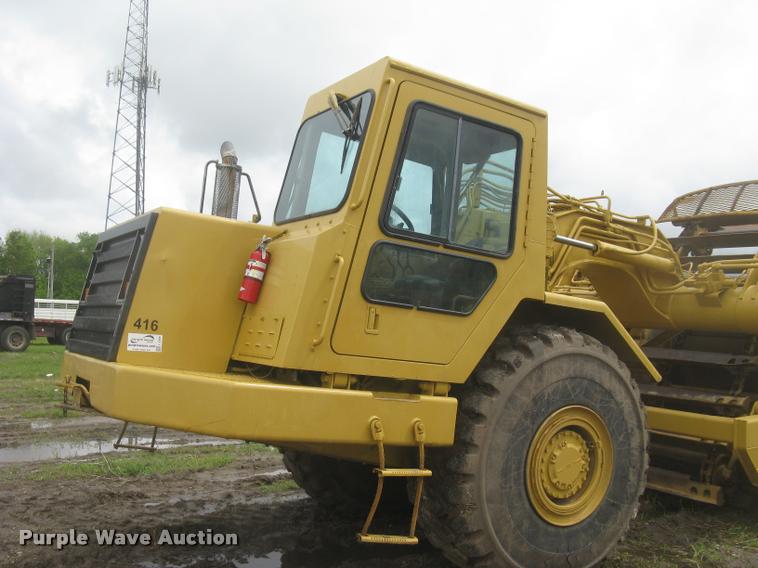 image for item L2358 2000 Caterpillar 615C Series II elevating scaper