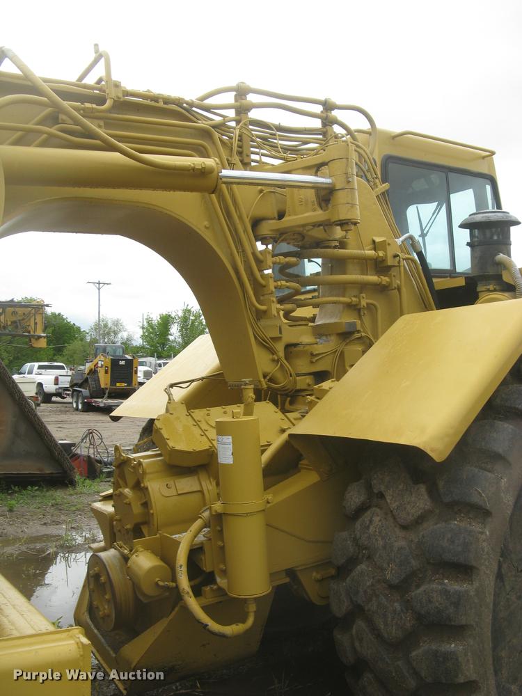 image for item L2358 2000 Caterpillar 615C Series II elevating scaper