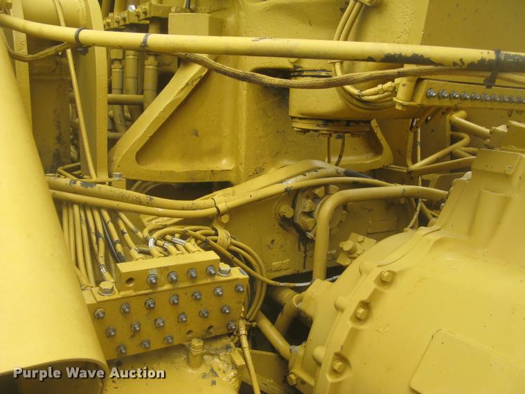 image for item L2358 2000 Caterpillar 615C Series II elevating scaper