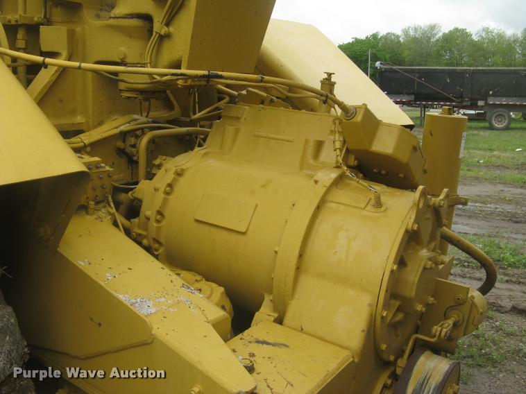 image for item L2358 2000 Caterpillar 615C Series II elevating scaper