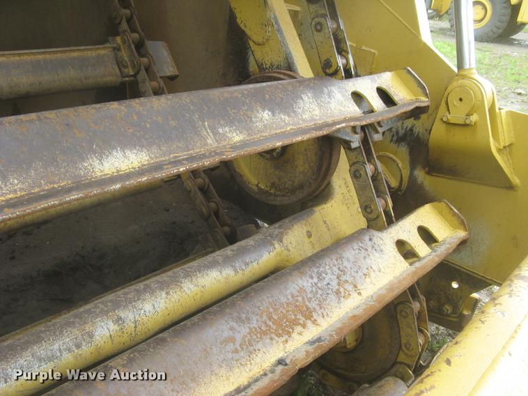 image for item L2358 2000 Caterpillar 615C Series II elevating scaper