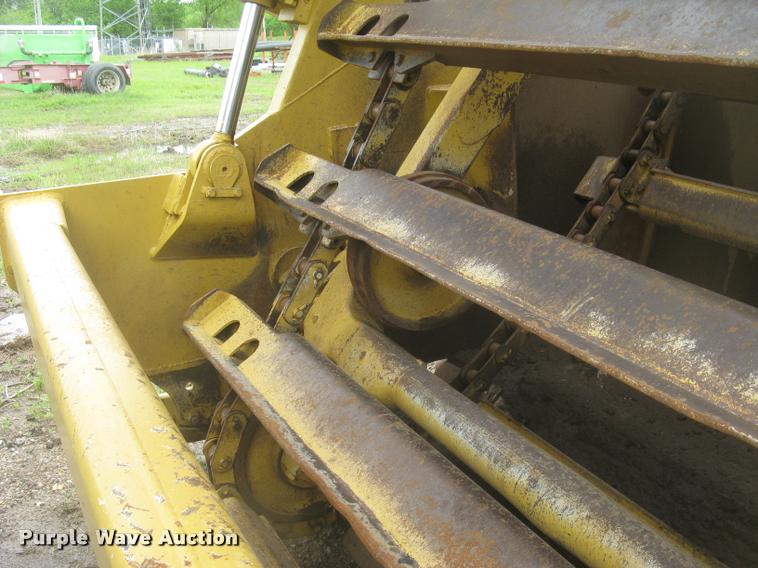 image for item L2358 2000 Caterpillar 615C Series II elevating scaper