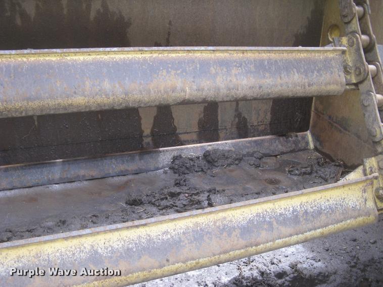 image for item L2358 2000 Caterpillar 615C Series II elevating scaper