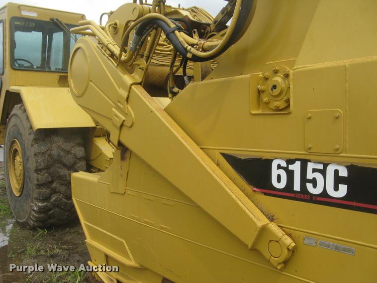 image for item L2358 2000 Caterpillar 615C Series II elevating scaper