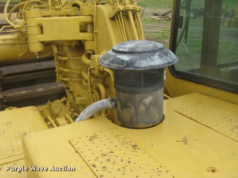 image for item L2358 2000 Caterpillar 615C Series II elevating scaper