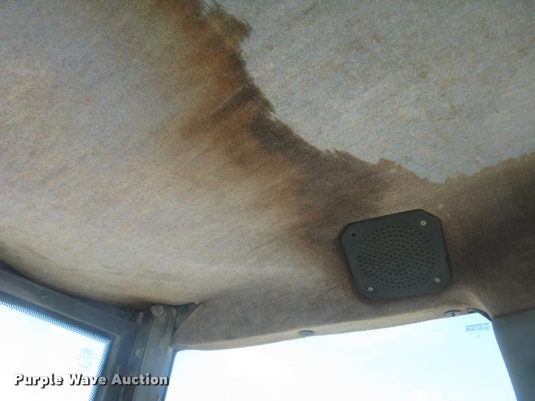 image for item L2371 New Holland 555E backhoe