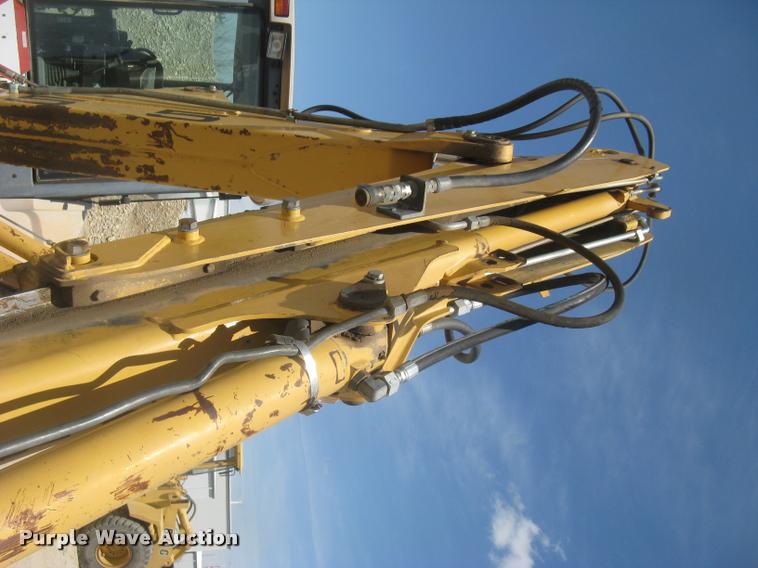 image for item L2371 New Holland 555E backhoe
