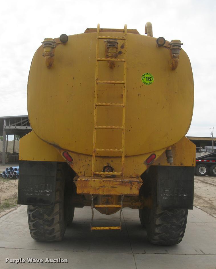 image for item L2372 Volvo BM A25 water truck