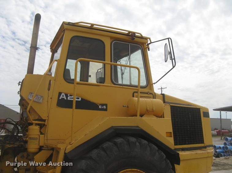 image for item L2372 Volvo BM A25 water truck