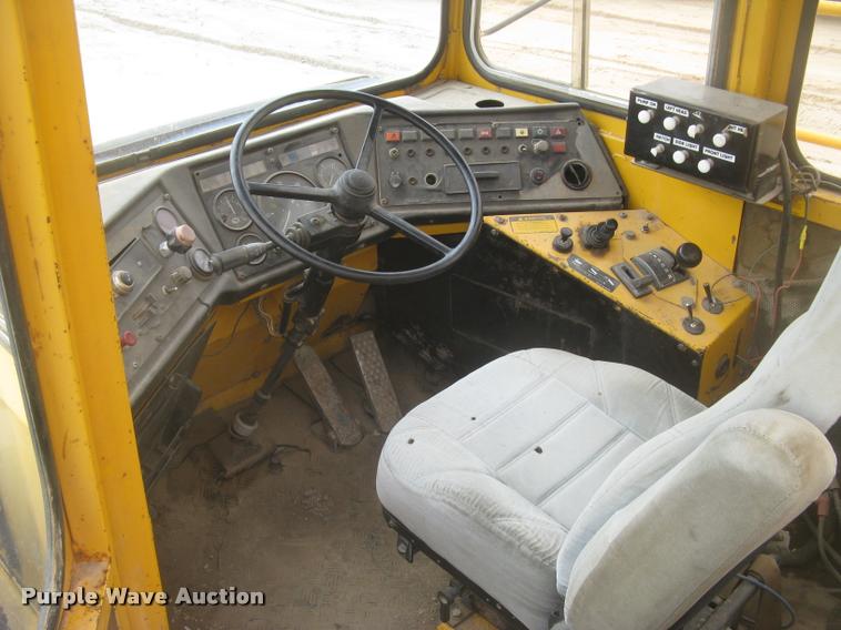 image for item L2372 Volvo BM A25 water truck