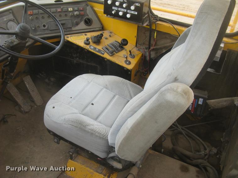 image for item L2372 Volvo BM A25 water truck