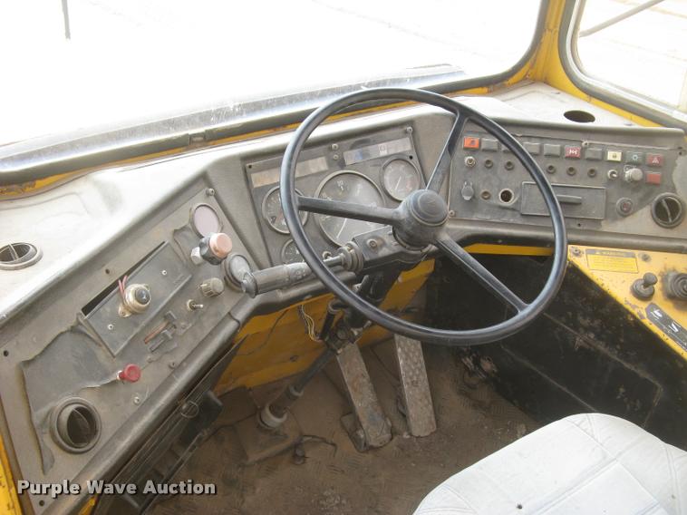 image for item L2372 Volvo BM A25 water truck