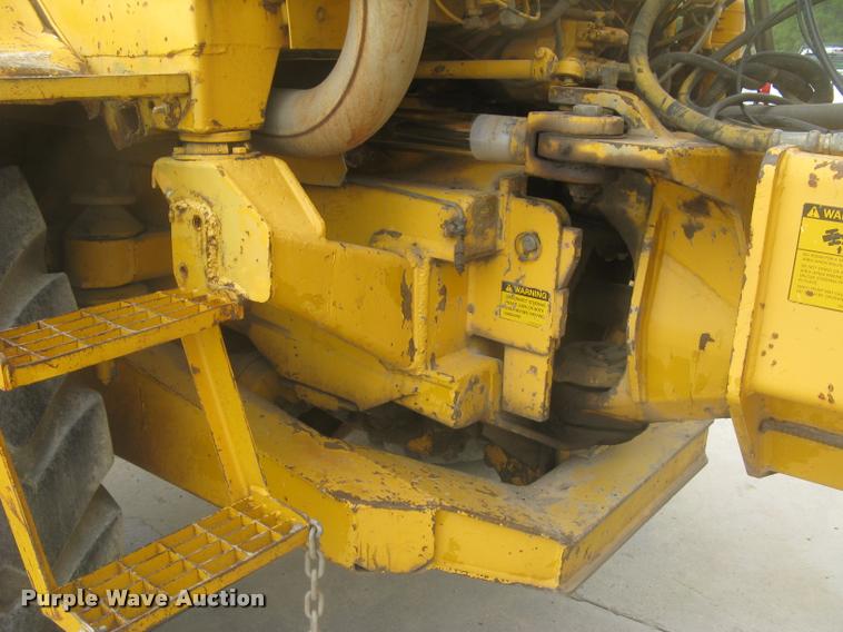 image for item L2372 Volvo BM A25 water truck