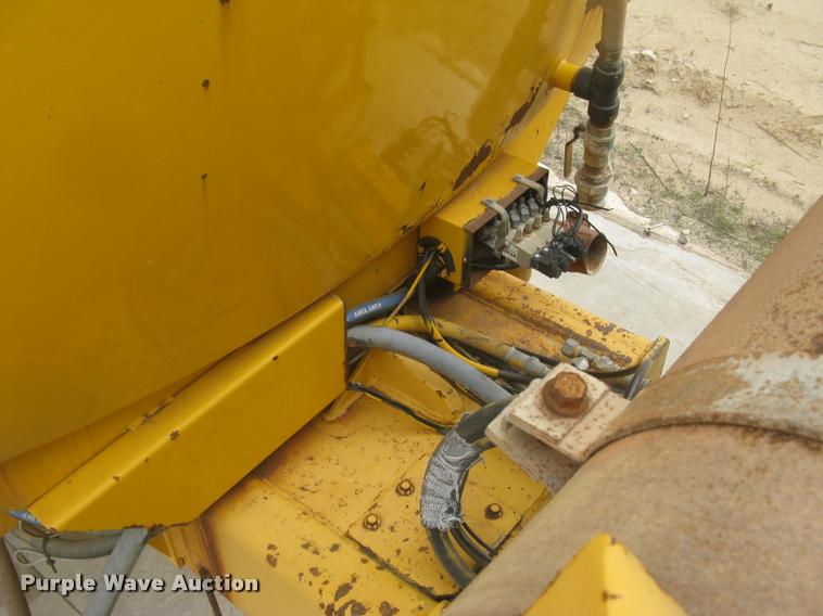 image for item L2372 Volvo BM A25 water truck