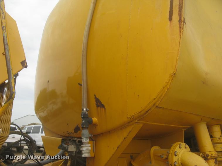 image for item L2372 Volvo BM A25 water truck