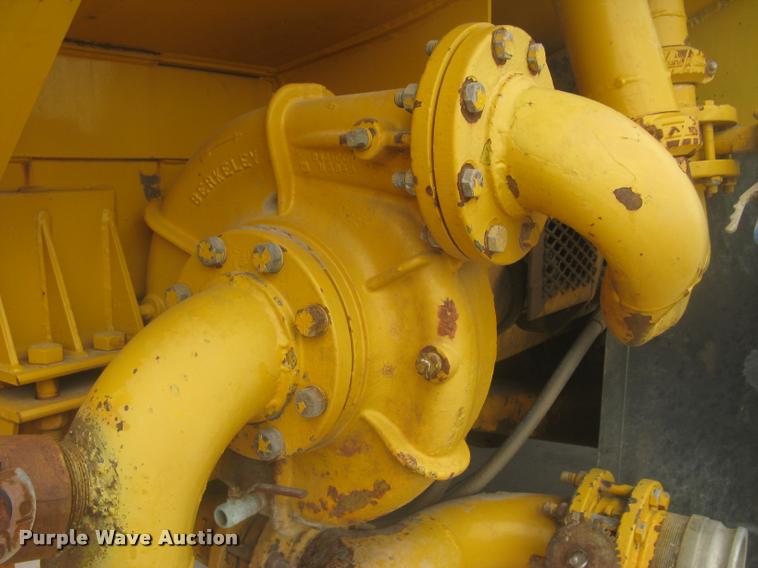 image for item L2372 Volvo BM A25 water truck