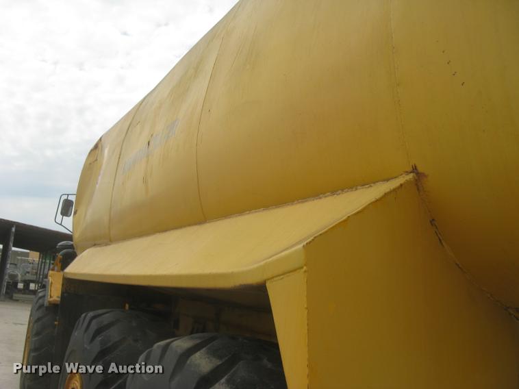 image for item L2372 Volvo BM A25 water truck