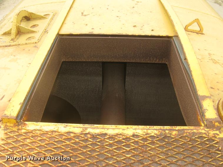 image for item L2372 Volvo BM A25 water truck