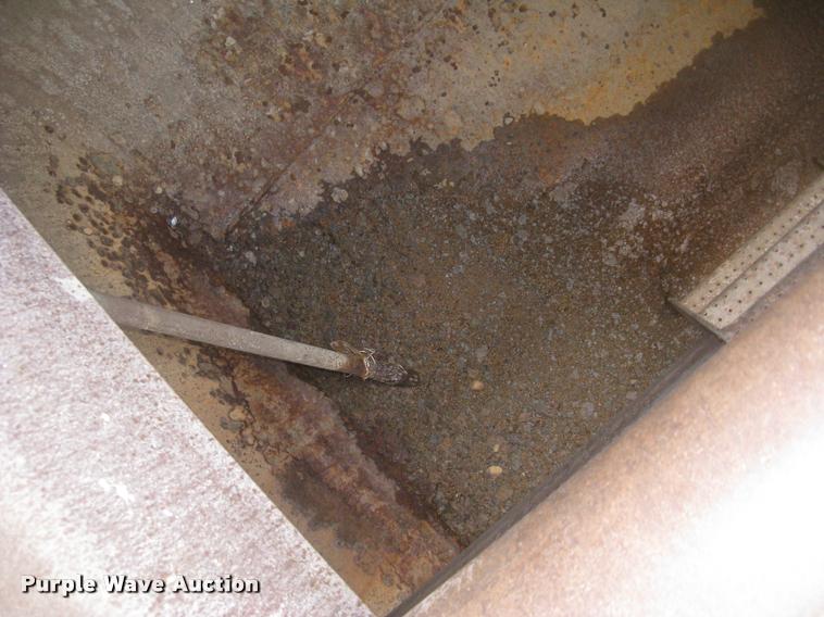 image for item L2372 Volvo BM A25 water truck