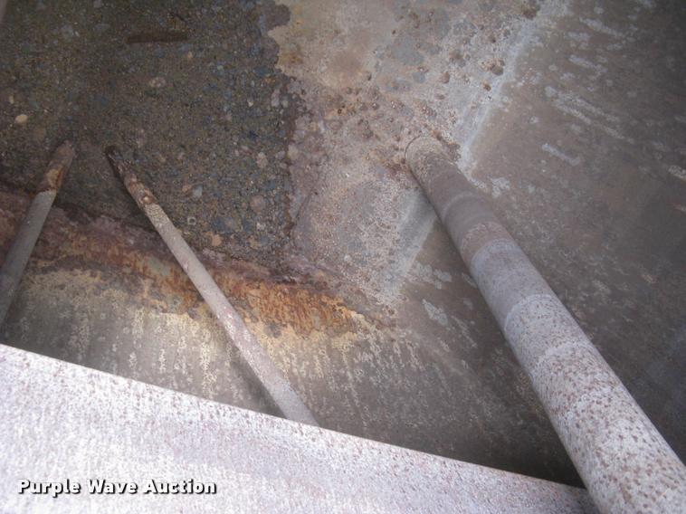 image for item L2372 Volvo BM A25 water truck