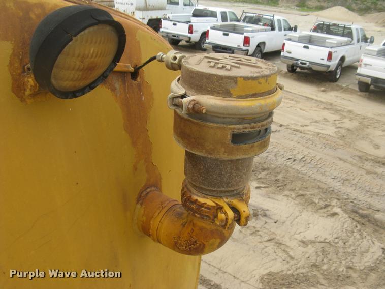 image for item L2372 Volvo BM A25 water truck