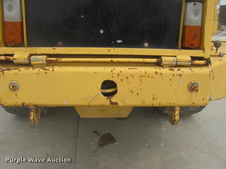 image for item L2372 Volvo BM A25 water truck