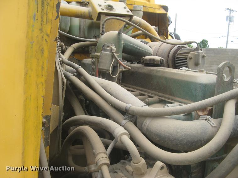 image for item L2372 Volvo BM A25 water truck