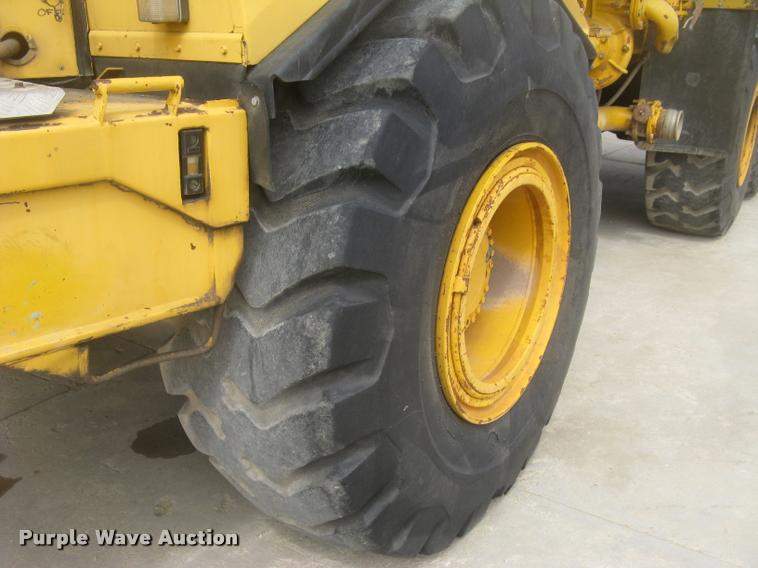 image for item L2372 Volvo BM A25 water truck