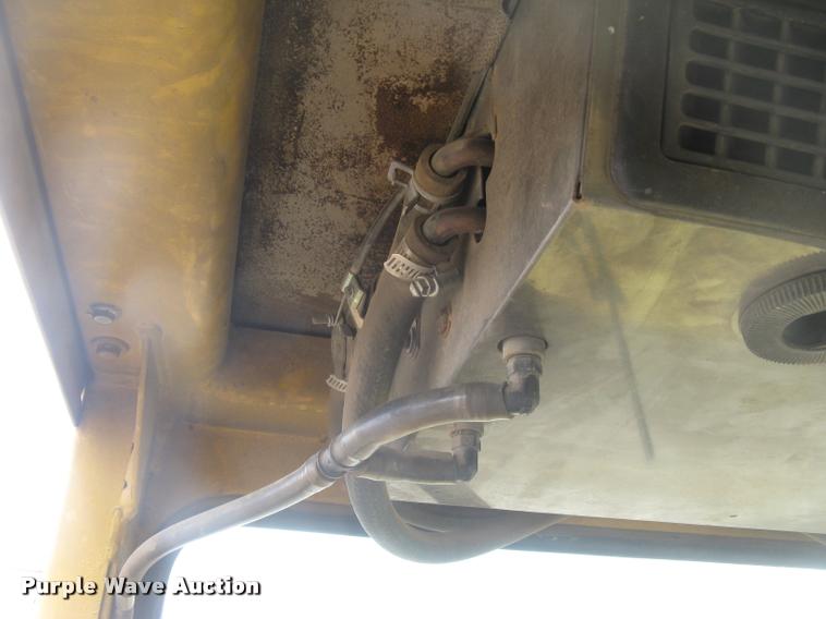 image for item L2373 1995 John Deere 862B elevating scraper