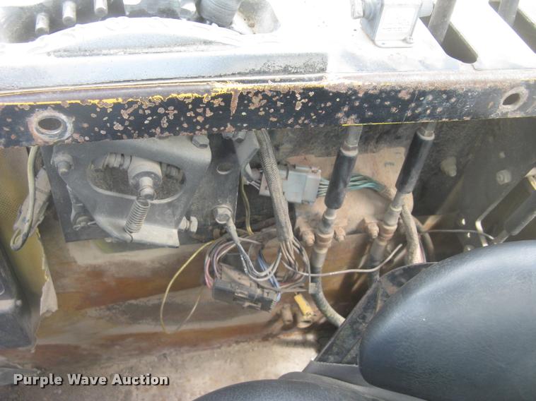 image for item L2373 1995 John Deere 862B elevating scraper