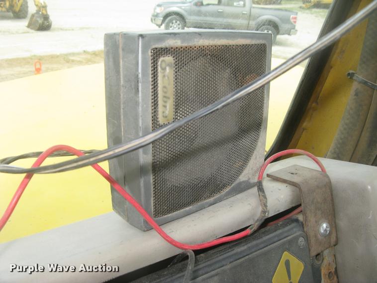 image for item L2373 1995 John Deere 862B elevating scraper