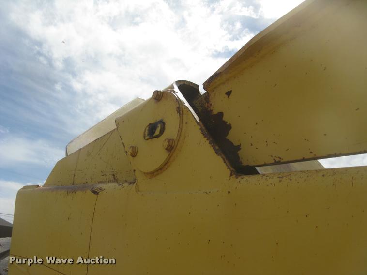 image for item L2373 1995 John Deere 862B elevating scraper