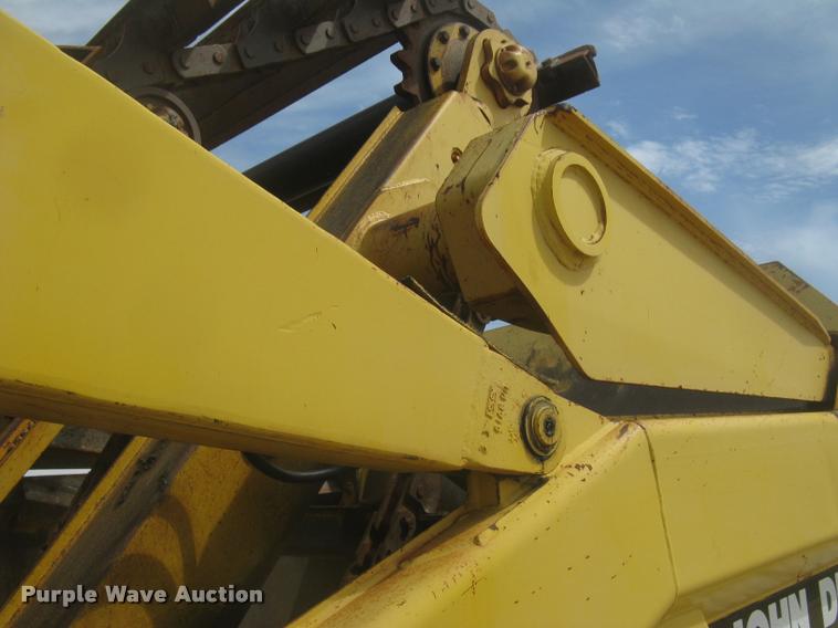 image for item L2373 1995 John Deere 862B elevating scraper