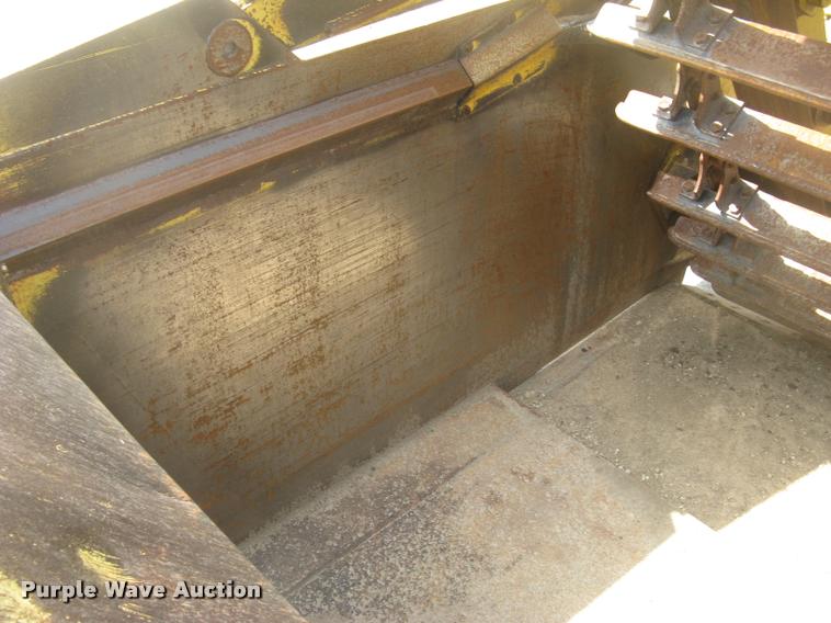 image for item L2373 1995 John Deere 862B elevating scraper