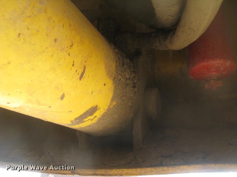 image for item L2373 1995 John Deere 862B elevating scraper