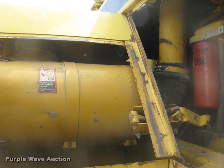 image for item L2373 1995 John Deere 862B elevating scraper