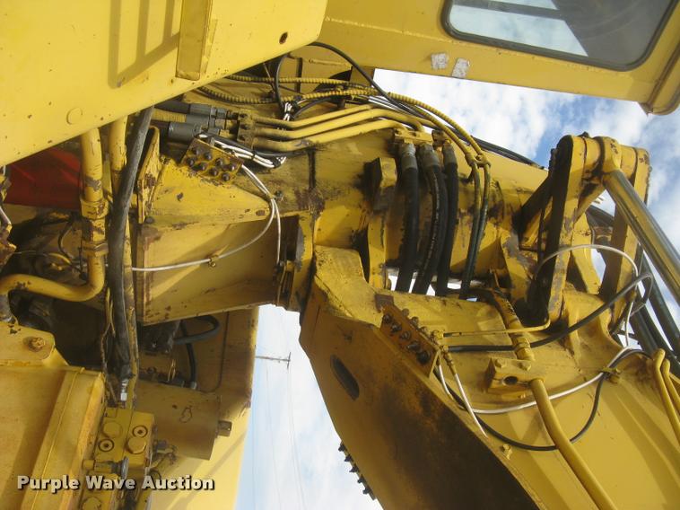 image for item L2373 1995 John Deere 862B elevating scraper