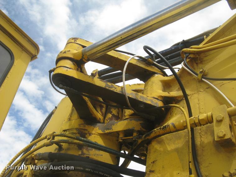 image for item L2373 1995 John Deere 862B elevating scraper