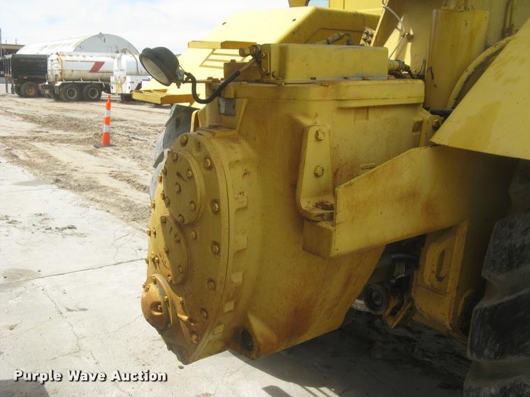 image for item L2373 1995 John Deere 862B elevating scraper