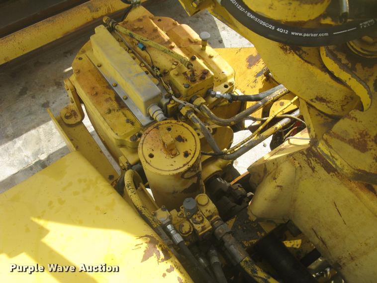 image for item L2373 1995 John Deere 862B elevating scraper