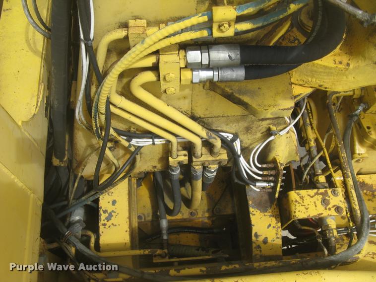 image for item L2373 1995 John Deere 862B elevating scraper