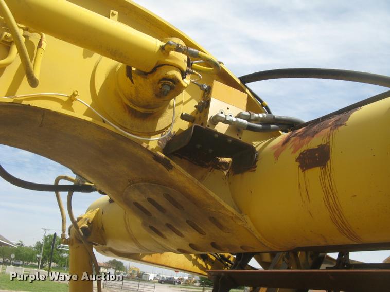 image for item L2373 1995 John Deere 862B elevating scraper