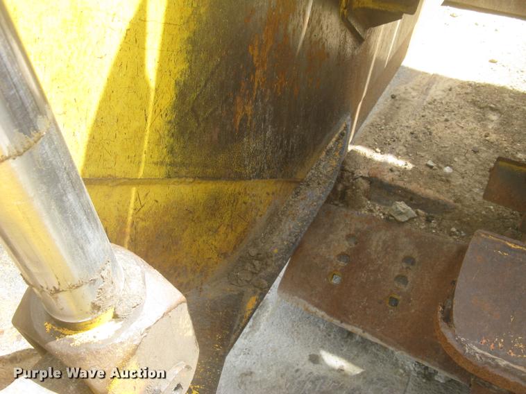 image for item L2373 1995 John Deere 862B elevating scraper